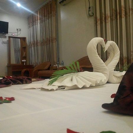 Golden Dream Hotel Mandalay Esterno foto
