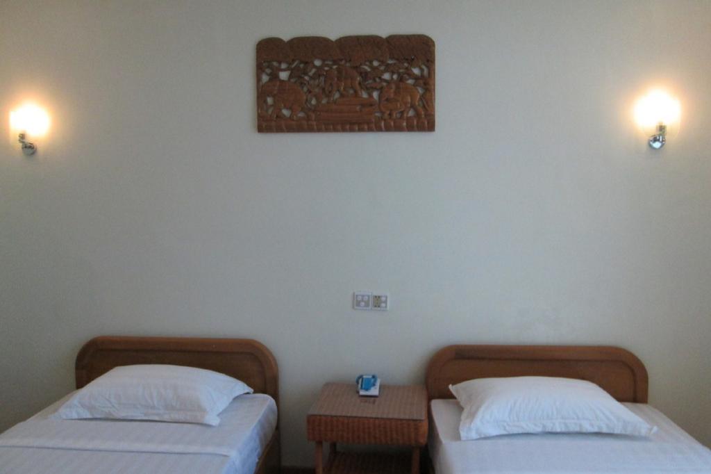 Golden Dream Hotel Mandalay Esterno foto