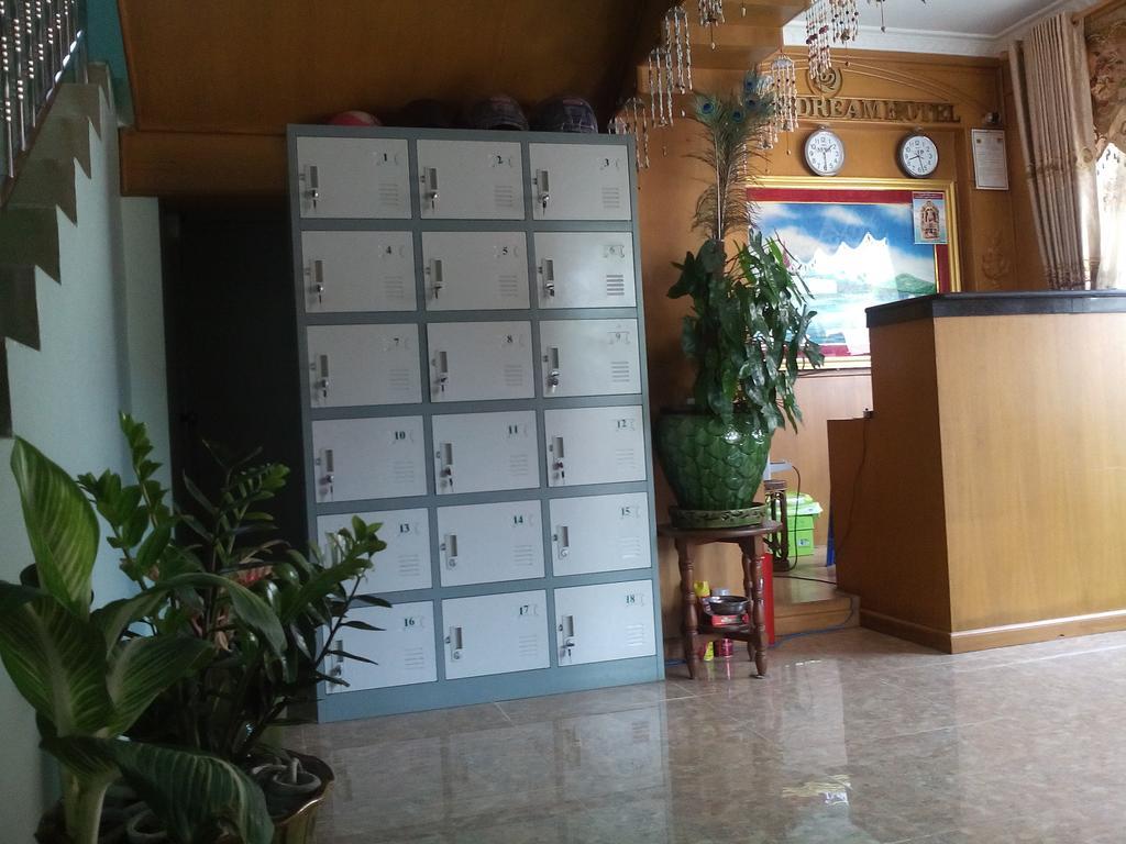 Golden Dream Hotel Mandalay Esterno foto