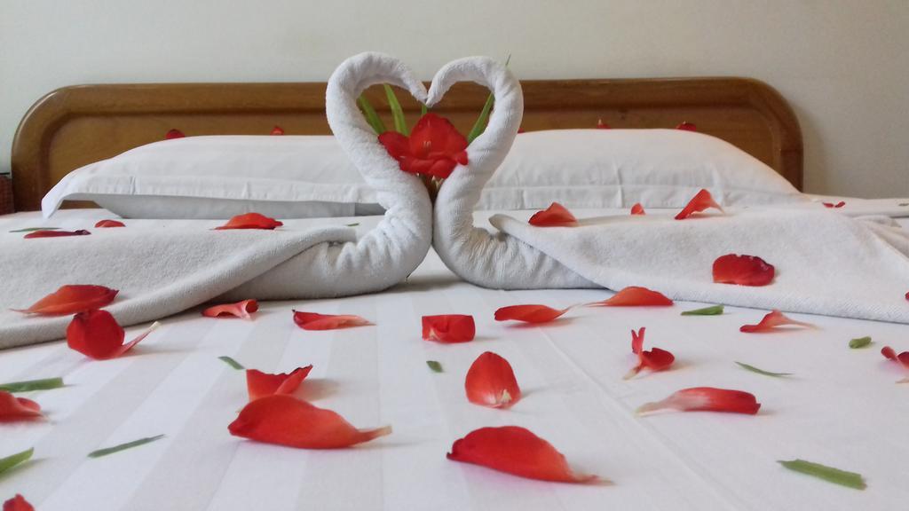 Golden Dream Hotel Mandalay Esterno foto