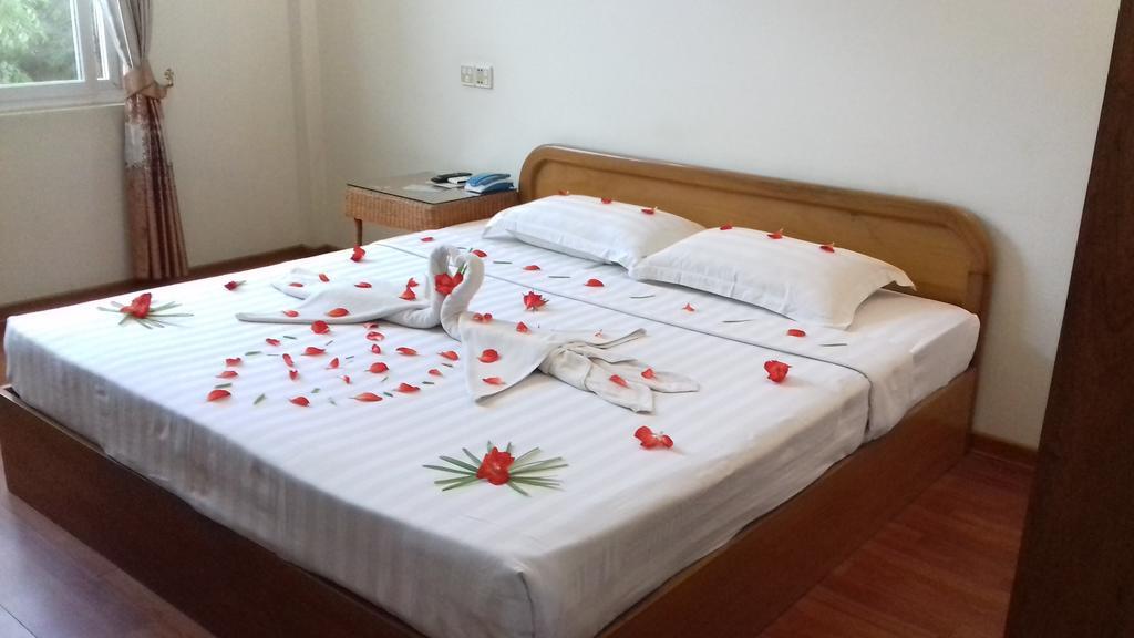 Golden Dream Hotel Mandalay Esterno foto